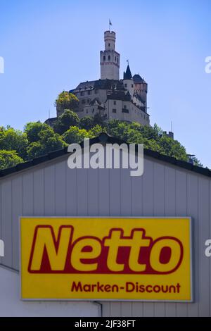 Discount e Marksburg castello, Germania, Renania-Palatinato, Braubach Foto Stock