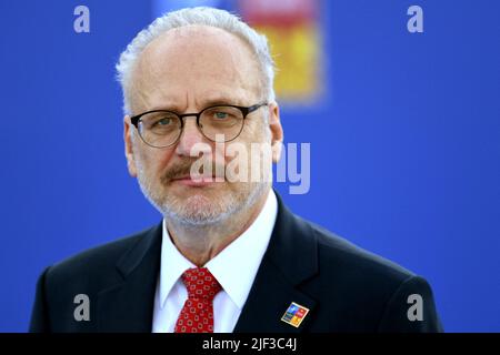 Madrid, Spagna, 29 giugno 2022. Il presidente lettone Egils Levits arriva al vertice NATO presso il centro congressi Ifema di Madrid, in Spagna, il 29 giugno 2022. Foto di Bertrand Guay/Pool/ABACAPRESS.COM Foto Stock