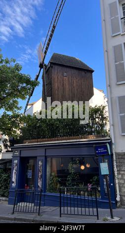 Moulin de la Galette a Montmartre Parigi Francia Foto Stock