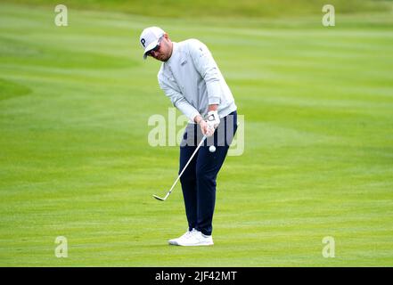 Ewen Ferguson scotch's scheggia sul green 18th durante il giorno Pro-Am dell'Horizon Irish Open 2022 presso Mount Juliet Estate, Thomastown, Co Kilkenny. Data foto: Mercoledì 29 giugno 2022. Foto Stock