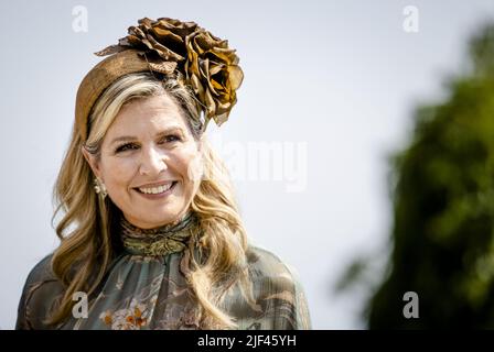 2022-06-29 15:56:29 GRAZ - la regina Maxima pone al Uhrturm della fortezza di Schlossberg. A Graz, la coppia reale conclude la visita statale di tre giorni in Austria. ANP SEM VAN DER WAL uscita paesi bassi - uscita belgio Foto Stock