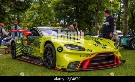 #97 Aston Martin Vantage AMR: Maxime Martin, auto da corsa Richard Westbrook in mostra al Bicester Scramble il 19th giugno 2022 Foto Stock