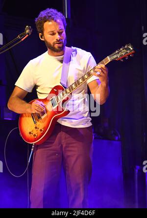 Lake Street Dive che si esibisce al Green River Festival Foto Stock