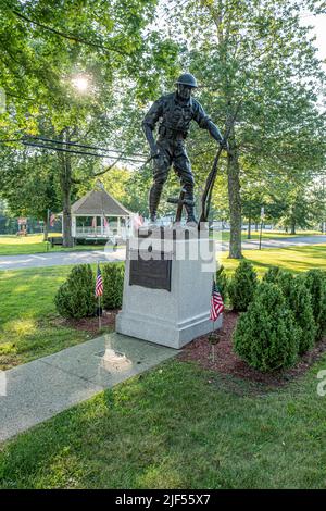 Monumento commemorativo della prima Guerra Mondiale sul Templeton, Massachusetts Common Foto Stock