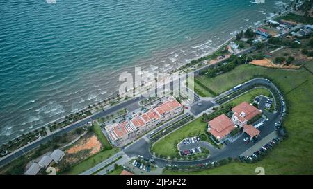 18 giugno 2022: La scena del 5 stelle centara mirage resort a Mui NE nella città di Phan Thiet, provincia di Binh Thuan, Vietnam Foto Stock