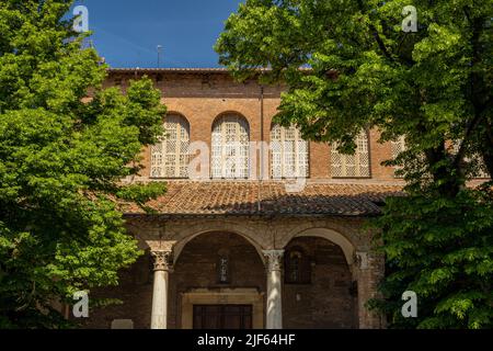 La Basilica di Santa Sabina, una chiesa storica sul colle Aventino a Roma, Italia, Europa. Foto Stock