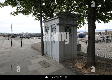 Police Box, Newhaven, Edimburgo, Scozia. REGNO UNITO Foto Stock
