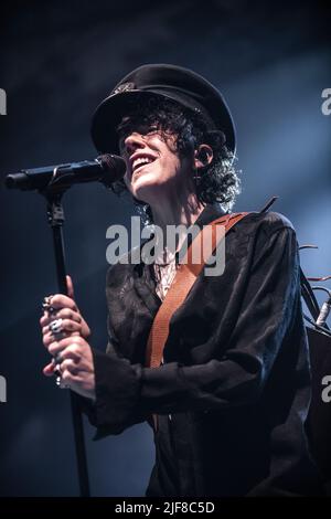 LP spettacolo al Festival Jardins de Pedralbes, Barcellona, 28 giugno 2022. Fotografo: ALE Espaliat Foto Stock