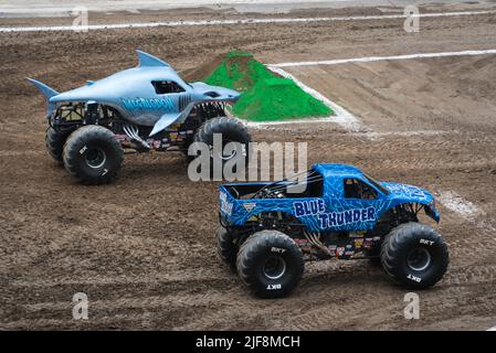 Monster Jam London 2022, Monster Truck show, Olympic Stadium London, Regno Unito Foto Stock