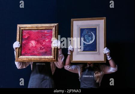 Londra, Regno Unito. 1st luglio 2022. Sir Edward Coley Burne-Jones' Luna Est £70.000-100.000 (R) la bourrasque, 1897 Est £100.000-150.000 (L). Isabel Goldsmith Collection: Selected Pre-Raphaelite and Symbolist Art at Christie's London si terrà dal 24 giugno al 19 luglio. Credit: Paul Quezada-Neiman/Alamy Live News Foto Stock