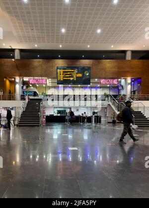 L'interno della stazione ferroviaria principale di Nador Foto Stock