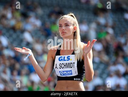 Alica SCHMIDT (SCC Berlin/ 3rd Place) gesto, gesto, finale femminile del 400m il 26th giugno 2022 Campionato tedesco di atletica 2022, dal 25th giugno. - 06/26/2022 a Berlino/Germania. ÃÂ Foto Stock