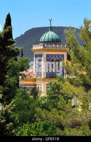 Francia, Var, Hyeres, la villa in stile moresco costruita nel 1881 dall'architetto Pierre Chapoulart per l'industrial Alexis Godillot Foto Stock