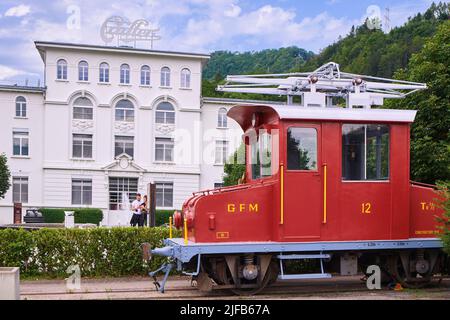 Svizzera, Cantone di Friborg, Broc, fabbrica di cioccolato Cailler, facciata della fabbrica fondata nel 1819 da Francesco Louis Cailler Foto Stock