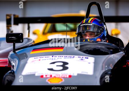 Le Mans, Francia. 01st luglio 2022. 03 Maris Erik (fra), Audi R8 LMP, ritratto durante le Mans Classic 2022 dal 30 giugno al 3 luglio 2022 sul circuito des 24 Heures du Mans, a le Mans, Francia - Foto Damien Saulnier / DPPI Credit: DPPI Media/Alamy Live News Foto Stock