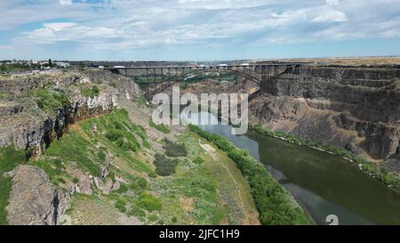 Vista aerea del Perrine Bridge sul fiume Snake a Twin Falls, Idaho Foto Stock