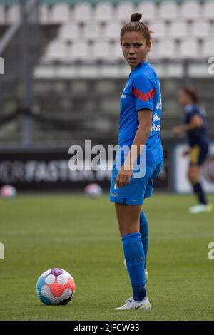 Castel di Sangro, Italia. 01st luglio 2022. Manuela Giugliano d'Italia prima della partita femminile internazionale amichevole tra Italia e Spagna al Teofilo Patini Stadium il 01 luglio 2022 a Castel di Sangro, Italia. © Foto: Cinzia Camela. Credit: Independent Photo Agency/Alamy Live News Foto Stock