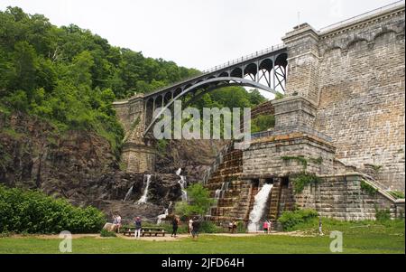 New Croton Dam, costruita nel 1892-1906, parte del sistema di approvvigionamento idrico di New York City, Croton-on-Hudson, NY, USA Foto Stock