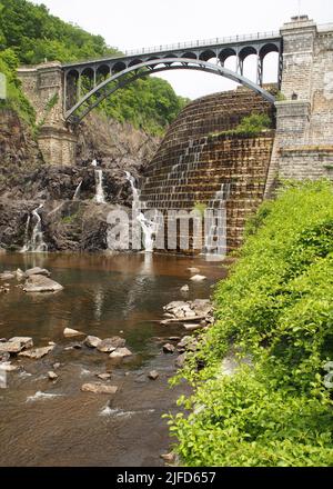 New Croton Dam, costruita nel 1892-1906, parte del sistema di approvvigionamento idrico di New York City, Croton-on-Hudson, NY, USA Foto Stock