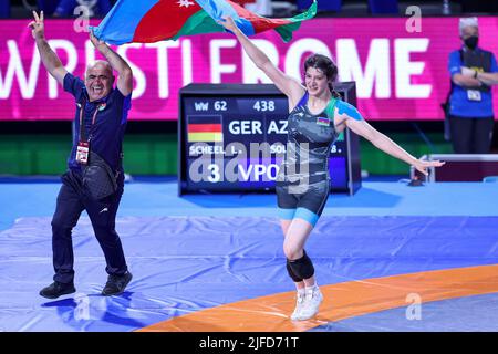 Roma, Italia. 01st luglio 2022. Birgul Soltanova (AZE) esultazione WW 62kg durante i Campionati europei 2022 U20, Wrestling a Roma, Italia, Luglio 01 2022 Credit: Agenzia fotografica indipendente/Alamy Live News Foto Stock