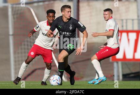 Meal, Germania. 01st luglio 2022. Primo : 1st luglio 2022, calcio, 1st Bundesliga, stagione 2022/2023, Test match, RWE, Rot-Weiss Essen - Borussia Monchengladbach, Gladbach Oscar FRAULO, Gladbach Credit: dpa/Alamy Live News Credit: dpa picture Alliance/Alamy Live News Foto Stock