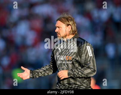 Allenatore Daniel FARKE (MG) gesto, gesto, partita di prova di calcio Rot-Weiss Essen (e) - Borussia Monchengladbach (MG) 2: 4, il 1st luglio 2022 ad Essen/Germania. Â Credit: dpa Picture Alliance/Alamy Live News Foto Stock