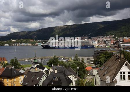 Mein Schiff 4, in visita Bergen, Norvegia Foto Stock