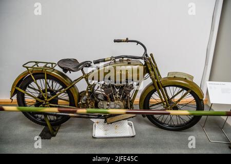 SINSHEIM, GERMANIA - mai 2022: Moto kaki militare Harley Davidson JD 1000 1929 24ps Foto Stock