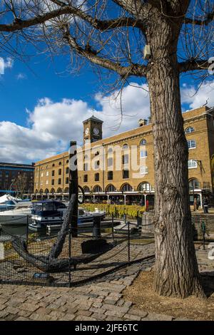 Londra, Regno Unito - Marzo 17th 2022: Ivory House, situata a St. Katherine Docks a Londra, Regno Unito. Foto Stock