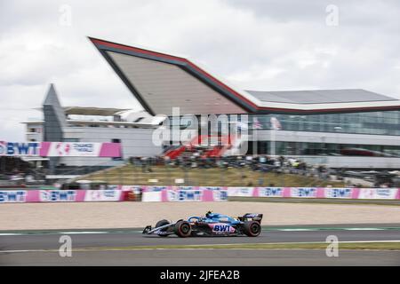 Silverstone, Regno Unito. 02nd luglio 2022. 31 Ocon Esteban (fra), Alpine F1 Team A522, in azione durante la Formula 1 Lenovo Gran Premio di Gran Bretagna 2022, 10th round del Campionato Mondiale di Formula uno FIA 2022, sul circuito di Silverstone, dal 1 al 3 luglio 2022 a Silverstone, Regno Unito - Foto: Xavi Bonilla / DPPI/DPPI/LiveMedia Credit: Agenzia fotografica indipendente/Alamy Live News Foto Stock