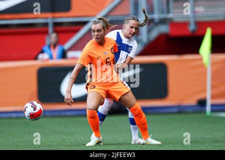 ENSCHEDE, PAESI BASSI - LUGLIO 2: Jill Roord dei Paesi Bassi durante la partita internazionale femminile amichevole tra Paesi Bassi e Finlandia a de Grossch teste il 2 luglio 2022 a Enschede, Paesi Bassi (Foto di Pieter van der Woude/Orange Pictures) Foto Stock