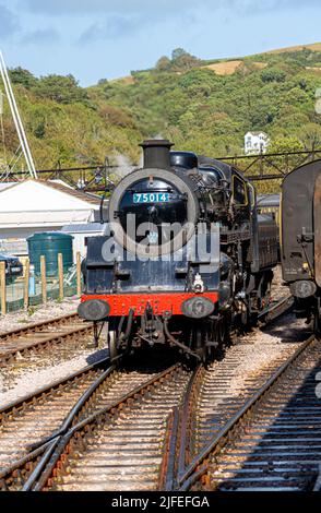 Brixham Devon UK 1st 2021 ottobre 75014 Braveheart sulla ferrovia a vapore di Dartmouth Foto Stock