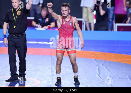 Matteo Pellicone, Roma, 02 luglio 2022, Esultanza Simone Vincenzo Piroddu (ITA) FS 57kg durante i Campionati europei U20 - Wrestling Foto Stock