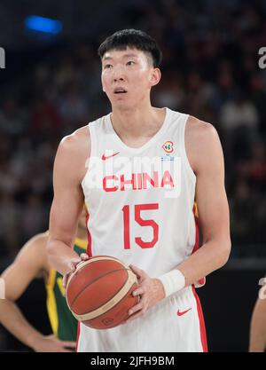 Melbourne, Australia. 03rd luglio 2022. Qi Zhou della squadra di pallacanestro della Cina in azione durante la partita della FIBA World Cup 2023 dei qualificatori Group B Window 3 tra Cina e Australia che si è tenuta alla John Cain Arena. Punteggio finale Australia 71:48 Cina. Credit: SOPA Images Limited/Alamy Live News Foto Stock