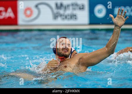 BUDAPEST, UNGHERIA - LUGLIO 3: Alejandro Bustos Sanchez di Spagna, Luca Marziali d'Italia durante i Campionati Mondiali FINA Budapest 2022 - incontro finale tra l'Italia e la Spagna al complesso di nuoto Alfred Hajos il 3 Luglio 2022 a Budapest, Ungheria (Foto di Albert ten Hove/Orange Pictures) Foto Stock