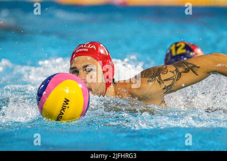 BUDAPEST, UNGHERIA - LUGLIO 3: Portiere Gianmarco Nicosia d'Italia durante i Campionati Mondiali FINA Budapest 2022 - incontro finale tra Italia e Spagna al complesso di nuoto Alfred Hajos il 3 luglio 2022 a Budapest, Ungheria (Foto di Albert ten Hove/Orange Pictures) Foto Stock