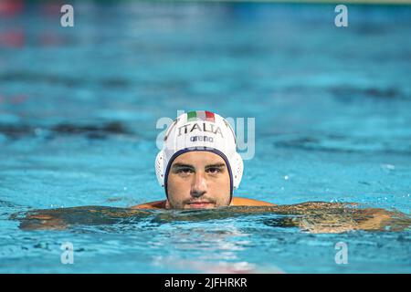 BUDAPEST, UNGHERIA - LUGLIO 3: Lorenzo Bruni d'Italia durante i Campionati Mondiali FINA Budapest 2022 - incontro finale di polo d'acqua maschile tra Italia e Spagna al complesso di nuoto Alfred Hajos il 3 Luglio 2022 a Budapest, Ungheria (Foto di Albert ten Hove/Orange Pictures) Foto Stock