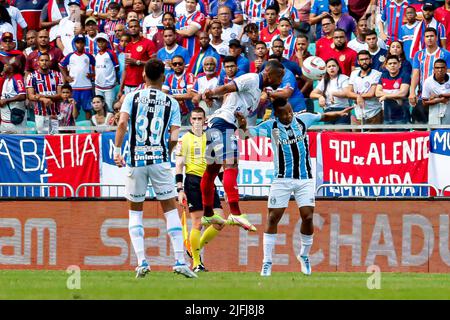 Salvador, Brasile. 03rd luglio 2022. Nella foto, centrocampista Resende durante il gioco tra Bahia x Gremio, Campeonato Brasileiro Serie B 2022, tenuto a Estádio da Arena Fonte Nova, a Salvador (BA), questa Domenica (03). Credit: Márcio Roberto/FotoArena/Alamy Live News Foto Stock
