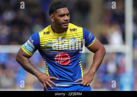 Thomas Mikaele #33 di Warrington Wolves durante il gioco Foto Stock