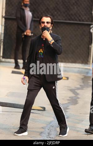 Ringo Starr e Simone Biles visto al Jimmy Kimmel Live! studios a Los Angeles, California featuring: Ringo Starr dove: Los Angeles, California, Stati Uniti d'America quando: 23 set 2021 Credit: Guillermo Proano/WENN Foto Stock