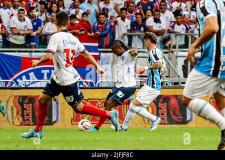 Salvador, Brasile. 03rd luglio 2022. Nella foto, attaccante Hugo Rodallega durante il gioco tra Bahia x Gremio, Campeonato Brasileiro Serie B 2022, tenuto a Estádio da Arena Fonte Nova, a Salvador (BA), questa Domenica (03). Credit: Márcio Roberto/FotoArena/Alamy Live News Foto Stock