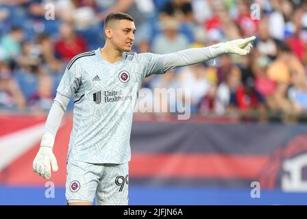 Stadio Gillette. 3rd luglio 2022. MA, USA; il portiere della Rivoluzione del New England Djordje Petrovic (99) gesticola durante una partita MLS tra il FC Cincinnati e la Rivoluzione del New England al Gillette Stadium. Anthony Nesmith/CSM/Alamy Live News Foto Stock