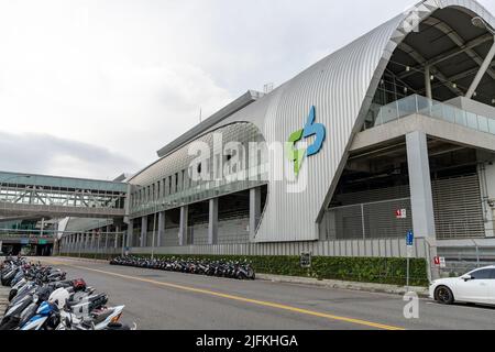 Taichung City, Taiwan - 3 luglio 2022 : stazione metropolitana Taichung MRT linea verde HSR Taichung. Foto Stock