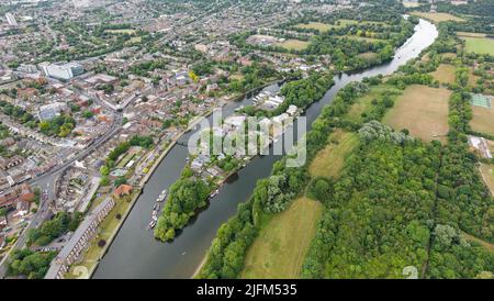 Eel Pie Island è un'isola di 8,935 acri nel Tamigi a Twickenham, nel comune di Londra di Richmond upon Thames Foto Stock