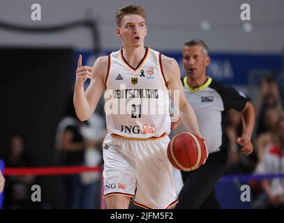 Brema, Germania. 03rd luglio, 2022. Primo : 03.07.2022 Basket: Nazionale Team Mondiali uomini Qualifiche Coppa del mondo Germania - Polonia Justus Hollatz, GER/dpa/Alamy Live News Foto Stock