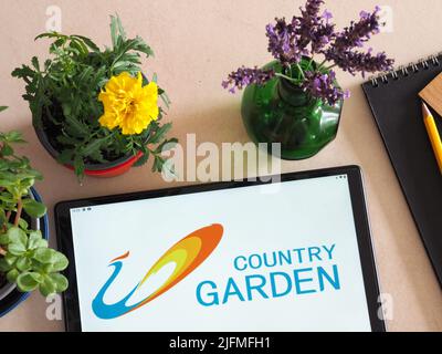 Germania. 04th luglio 2022. In questa foto, il logo Country Garden Holdings è visualizzato su un tablet. Credit: SOPA Images Limited/Alamy Live News Foto Stock