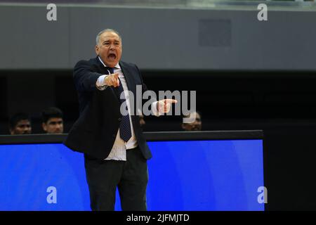 Pasay City, Filippine. 03rd luglio 2022. Allenatore Vesselin Matic of India abbaiare ordini ai suoi giocatori. (Foto di Dennis Jerome Acosta/Pacific Press) Credit: Pacific Press Media Production Corp./Alamy Live News Foto Stock