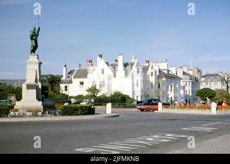 Monumento ai caduti, strada della memoria, Folkestone, Kent, Inghilterra, Regno Unito all'inizio del 1960s Foto Stock