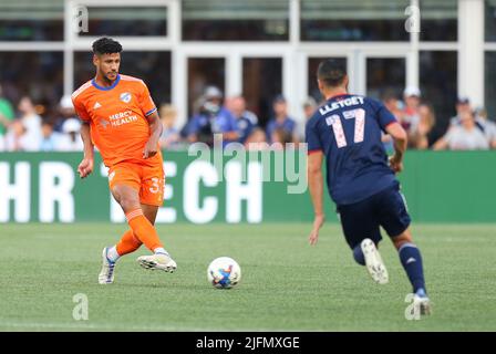 Stadio Gillette. 3rd luglio 2022. MA, USA; difensore del FC Cincinnati Ian Murphy (32) in azione durante una partita MLS tra il FC Cincinnati e la Rivoluzione del New England al Gillette Stadium. Anthony Nesmith/CSM/Alamy Live News Foto Stock