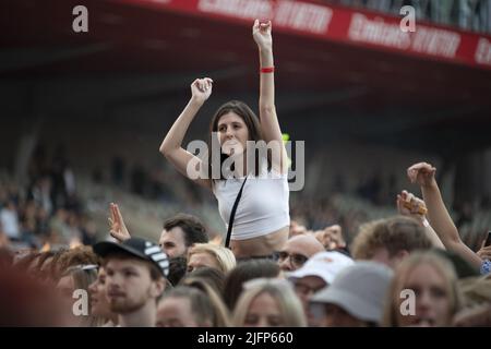 Stockport indie band Blossoms in esecuzione presso l'Old Trafford Cricket Ground di Manchester il 25 settembre 2021 supportando i Courteeners featuring: Atmosphere Where: Manchester, United Kingdom quando: 25 set 2021 Credit: Graham Finney/WENN Foto Stock